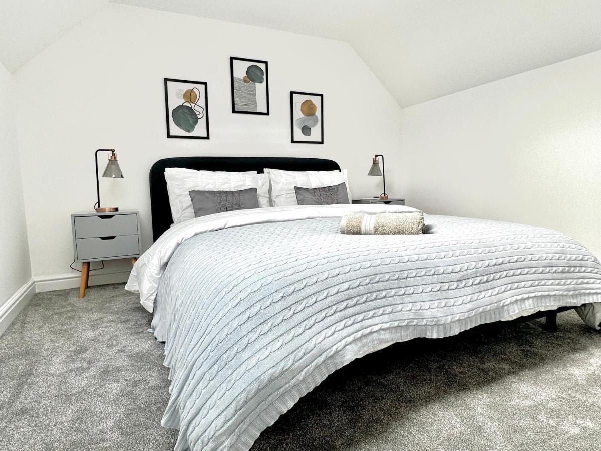 Central, Stylish - 2 Bed Property, The Stable @ Warrenfield, Free Wifi & Parking オークニー諸島 エクステリア 写真